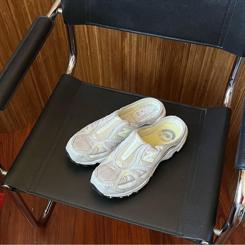 NEW BALANCE SLIP ON SNEAKER MULES IN WHITE GREY AND GREEN